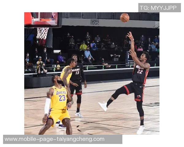 阿德巴约半场表现出色贡献13分9板助力球队攻守兼备正负值高达7